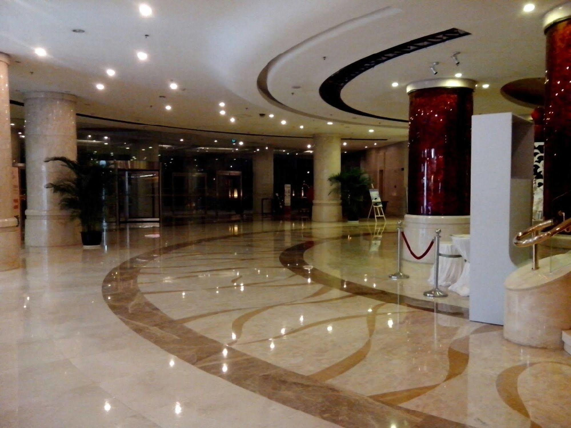Great Tang Hotel Shanghai Bagian luar foto